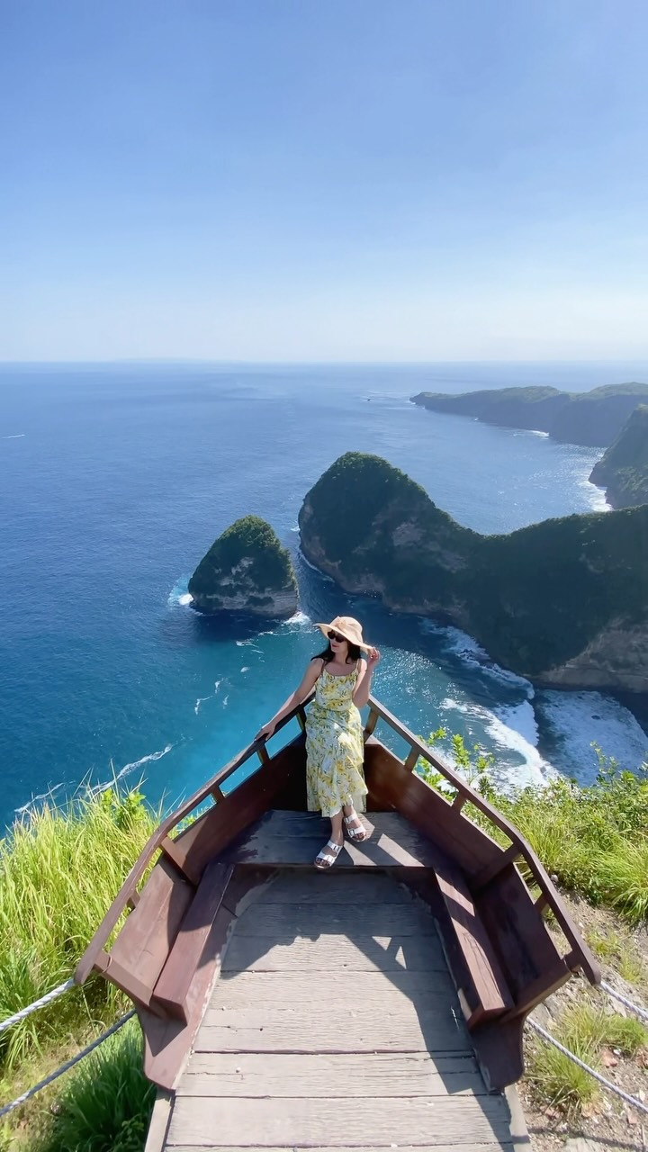 Waktunya liburan ke Nusa Penida bareng @nusapenidatripmate 🏝️🏝️

❣️Paluang Cliff

Private One Day Trip Nusa Penida.

➡️ PILIHAN DESTINASI

🏖️ Trip Barat

👉🏻 Broken Beach
👉🏻 Angels Billabong
👉🏻 Paluang Cliff
👉🏻 Kelingking Beach
👉🏻 Crystal Beach

🏖️ Mix Trip A (Timur + Barat A)

👉🏻 Diamond Beach
👉🏻 Tree House
👉🏻 Raja Lima
👉🏻 Kelingking Beach
👉🏻 Paluang Cliff

🏖️ Mix Trip B (Timur + Barat B)

👉🏻 Diamond Beach
👉🏻 Kelingking Beach
👉🏻 Paluang Cliff
👉🏻 Broken Beach
👉🏻 Angels Billabong

➡️ PAKET TERMASUK

👉🏻 Private Tour
👉🏻 Ticket Fastboat (PP)
👉🏻 Mobil AC
👉🏻 Driver as Guide & Kang Foto
👉🏻 Makan Siang di Resto
👉🏻 Tiket Masuk
👉🏻 Parkir Semua Area

❌️ Retribusi (Tidak Termasuk)
❌️ Tiket Foto Berbayar (Tree House & Paluang Cliff)

➡️ DETAIL TRIP

👉🏻 Mepo di Pel. Sanur
👉🏻 Check in: 6.30 - 7.00
👉🏻 Depart: 7.30
👉🏻 Finish: 16.30

✅ Free Reschedule dan Easy Refund!

✔️ Request Transfer Hotel di Bali

➖➖➖➖➖➖➖➖➖➖➖➖➖➖

➡️ CEK HARGA & KETERSEDIAN
(DM / Hubungi Kontak Dibawah!)
⠀⠀⠀⠀⠀⠀⠀⠀⠀
[WhatsApp]: (+62)853-3840-2990 / 0823-3906-2727
[Website]: nusapenidatripmate.com
[Instagram]: @nusapenidatripmate 

#nusapenida #nusapenidatripmate #nusapenidatours #bali #nusapenidatrip