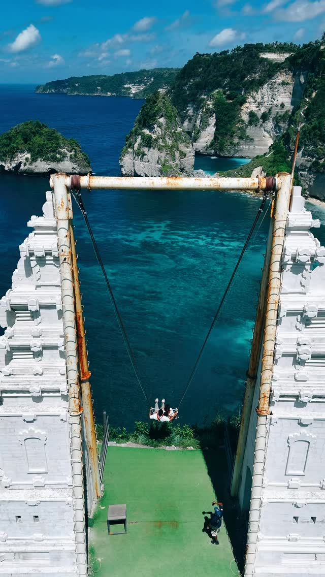 ❣️ Diamond Beach, Nusa Penida, Bali

Yuk Explore keindahan Nusa Penida with @nusapenidatripmate 🏝️🏝️

𝐏𝐑𝐎𝐌𝐎 - Private One Day Trip Nusa Penida.

➡️ PILIHAN DESTINASI

🏖️ Trip Barat

👉🏻 Broken Beach
👉🏻 Angels Billabong
👉🏻 Paluang Cliff
👉🏻 Kelingking Beach
👉🏻 Crystal Beach

🏖️ Mix Trip A (Timur + Barat A)

👉🏻 Diamond Beach
👉🏻 Tree House
👉🏻 Raja Lima
👉🏻 Kelingking Beach
👉🏻 Paluang Cliff

🏖️ Mix Trip B (Timur + Barat B)

👉🏻 Diamond Beach
👉🏻 Kelingking Beach
👉🏻 Paluang Cliff
👉🏻 Broken Beach
👉🏻 Angels Billabong

➡️ PAKET TERMASUK

👉🏻 Private Tour
👉🏻 Ticket Fastboat (PP)
👉🏻 Mobil AC
👉🏻 Driver as Guide & Kang Foto
👉🏻 Makan Siang di Resto
👉🏻 Tiket Masuk
👉🏻 Parkir Semua Area

❌️ Retribusi (Tidak Termasuk)
❌️ Tiket Foto Berbayar (Tree House & Paluang Cliff)

➡️ DETAIL TRIP

👉🏻 Mepo di Pel. Sanur
👉🏻 Check in: 6.30 - 7.00
👉🏻 Depart: 7.30
👉🏻 Finish: 16.30

✅ Free Reschedule dan Easy Refund!

✔️ Request Transfer Hotel di Bali
✔️ Request Dokumentasi DRONE

➖➖➖➖➖➖➖➖➖➖➖➖➖➖

➡️ CEK HARGA & KETERSEDIAN
(DM / Hubungi Kontak Dibawah!)
⠀⠀⠀⠀⠀⠀⠀⠀⠀
[WhatsApp]: (+62)853-3840-2990 / 0823-3906-2727
[Website]: nusapenidatripmate.com
[Instagram]: @nusapenidatripmate 

#nusapenida #nusapenidatripmate #nusapenidatours #bali nusapenidatrip